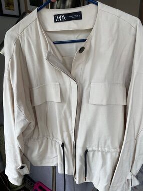 ZARA Cream Utility Jacket with Drawstring Waist